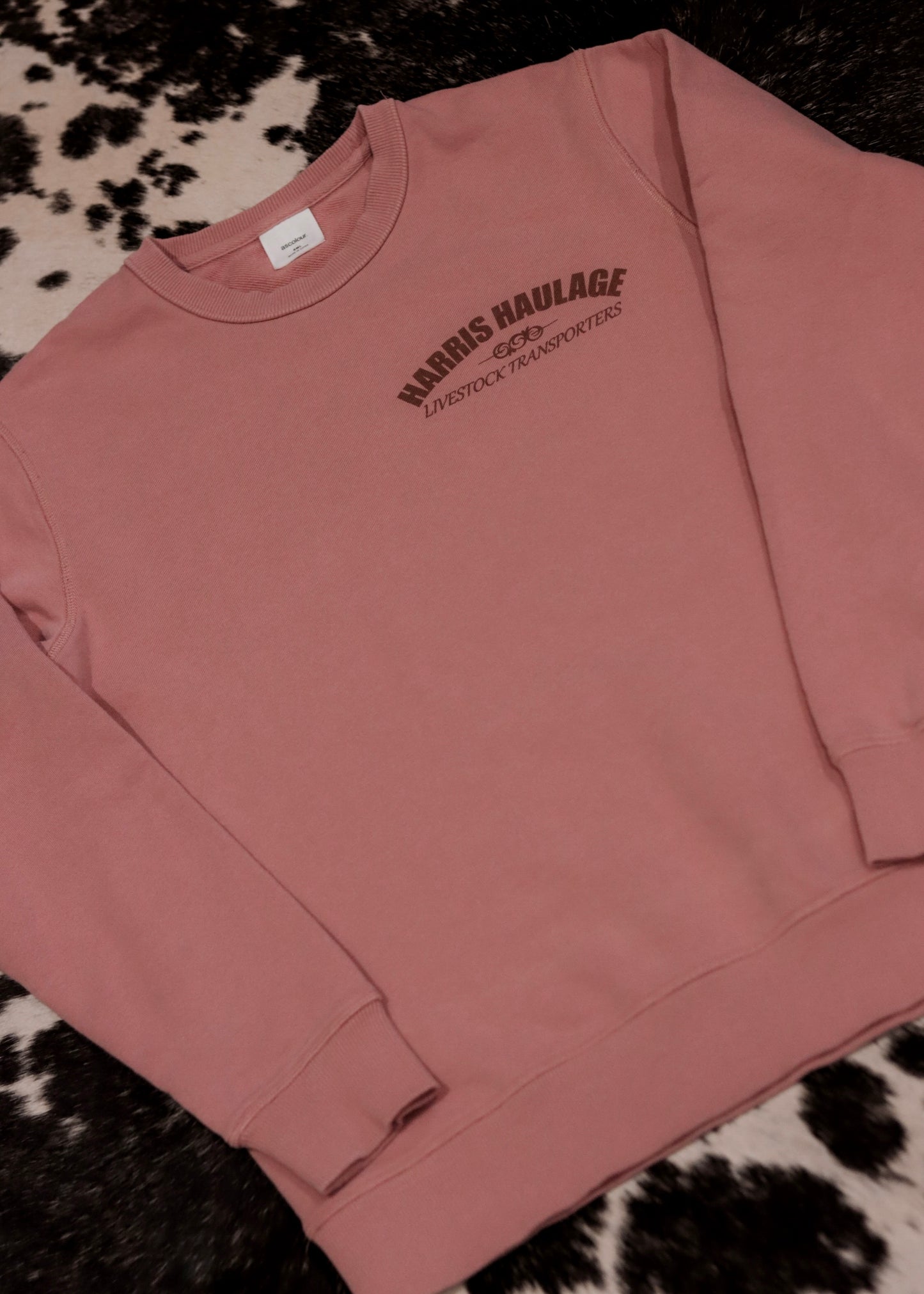 Harris Haulage Women’s Sweater in Dusty Pink